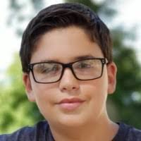 Alex Manno's Instagram, Twitter & Facebook