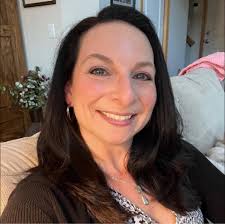 How to remove wax from a piece to prepare it for decoupage?