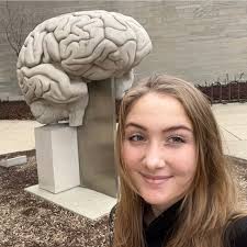 Elle Fox: Lab Members: Social Brain Lab: Indiana University Bloomington
