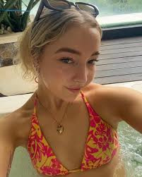 Heidi Babb (@heidibabb_) • Instagram photos and videos