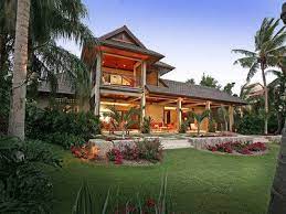 Maybe A Little Too Polynesian Looking But Potential View From The Pool Looking Up At Home Hawaiian House Hawaiian Homes Tropical Beach Houses