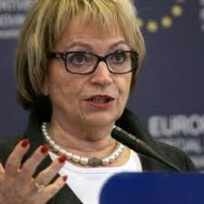 Doris Pack: Albanians leave the country due to the difficult political  situation