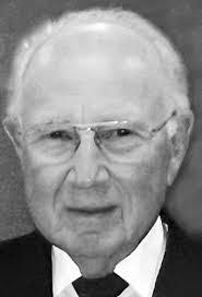 Glen Clayton's Instagram, Twitter & Facebook