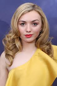 Peyton List S Hairstyles Hair Colors Steal Her Style Peyton List Peyton Disney Actresses