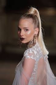 Coiffures de mariage 2019 + de 100 photos plus belles coiffures. Les Plus Jolies Queues De Cheval Pour Un Mariage