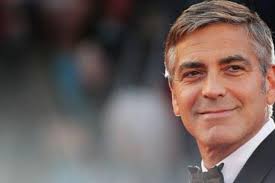 Zove se 'peglanje muda'', rekao je tom prilikom george clooney, ismijavajući opsjednutost mladih umjetnom mladošću. Pandemi Bikin George Clooney Jadi Bapak Rumah Tangga Sejati