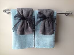 Cute Way To Make Your Hand Towels Look Fancy Bathroom Hand Towels Display Bathroom Towels Display Hand Towels Bathroom