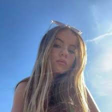 Julia Krol (julsonk20005)