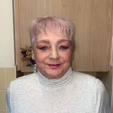 Margo Oswald's Instagram, Twitter & Facebook