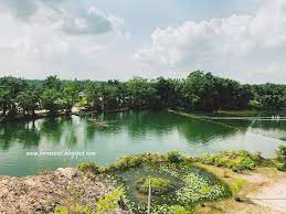 Belah kiri korang ada car wash tau, kena masuk ikut laluan tepi car wash tu. Tadom Hill Resort Tempat Wajib Bagi Pencinta Aktiviti Lasak Dan Inginkan Kedamaian