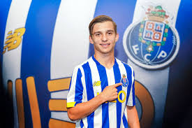 Namorada de cr7 mostra imagens do terraço mais cobiçado do país vìdeo paula lobo antunes. Rodrigo E Francisco Conceicao Reforcam Equipa B Do Fc Porto Jornal Do Luxemburgo