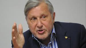 He had an erratic temperament. Pensie Ilie Nastase Ce Pensie Primeste De Fapt Ilie Nastase De La Stat