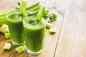 Manfaat jus seledri sangat banyak, mulai dari meringankan peradangan hingga mencegah kanker. Jus Seledri Apakah Boleh Diminum Dan Apa Manfaatnya