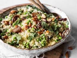 Couscous Mit Datteln Mandeln Und Minze Rezept Marokkanische Rezepte Couscous Salat Rezept Couscous