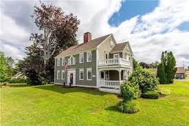 Room was well kept and had expected amenities, fixtures weren't new, but everything worked. 472 Main St Cromwell Ct 06416 Estately Mls 170353560