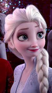 Lots of big and beautiful pictures of Elsa from Frozen 2 movie 