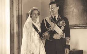 Cea mai mare realizare a regelui mihai i al romaniei,este aceea de a sta drept in fata incercarilor vremii, reprezentand romania, ca un stat puternic, in. Regina Ana Si Regele Mihai Povestea Unei CasÄƒtorii Interzise Q Magazine