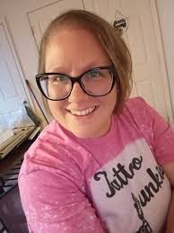 Bob cuts are so fun! And my favorite style to cut! i'd love to get you in  my chair and give you the hair of your dreams! Call me, let's talk!  580-334-3116 |