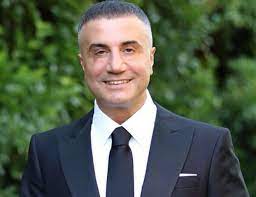 Organize suç örgütü elebaşı sedat peker'in kardeşi atilla peker ile koruması, muğla'nın fethiye ilçesinde gözaltına alındı. Sedat Peker Kimdir Kac Yasinda Nereli Boyu Ve Kilosu Biliyo Org