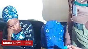 Yadda nachi gindin aisha 'yar zamani acikin gidansu cewar smartboy kalli videon. Kalli Yadda Aka Gurfanar Da Maryam Sanda Da Mahaifiyarta A Kotu Bbc News Hausa