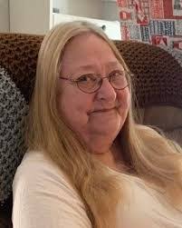 Lynne Gee's Instagram, Twitter & Facebook