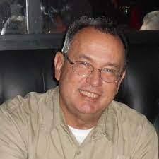 Lorraine Lapierre's Instagram, Twitter & Facebook