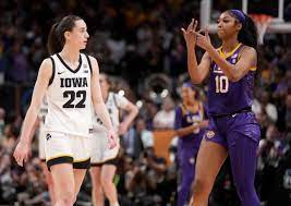 Caitlin Clark Doesn't Hold Back on 'Fabricated' Angel Reese Rivalry -  Athlon Sports