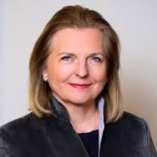 Newsputin dancing with karin kneissl (i.redd.it). Karin Kneissl Karin Kneissl Twitter