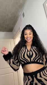 @BhardiesHubs video Tweet