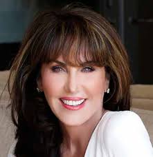 TGHTL14_Tribute_Book_Cover4_12-2.indd 1 12/2/2014 2:27:07 PM