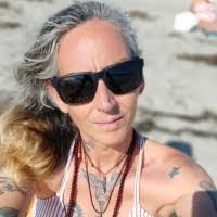 Donna Schock's Instagram, Twitter & Facebook