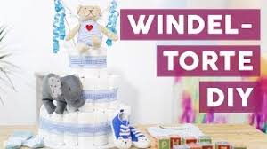 Als kleine geschenke zum verzieren ein duschgel von. Bastelanleitung Fur Eine Windeltorte Das Ideale Geschenk Zur Geburt Mom Life Youtube