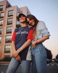 Macarena achaga was born as macarena achaga figueroa. Famous Youtuber Shannon Beveridge Shared A Special Moment With Tv Star Macarena Achaga The L Buzz