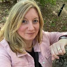 About Us — Women, Words, and Wisdom