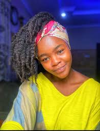 Sometimes you have too look the part even if you're not. If you need too be  the big guy puff up your feathers and be the big guy.😁 Alexandria