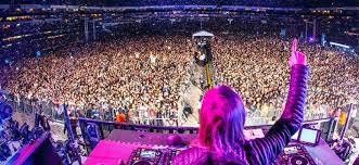 Sâmbătă, 18 octombrie, dj mag, a publicat topul celor mai buni dj din lume, reprezentantul andrew rayel, a urcat patru poziții și se găsește pe poziția 24. Noi Nume Grele La Untold 2016 Hardwell Cel Mai Bun Dj Din Lume Si