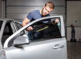 Directions on how to easily and quickly install tint to your vehicle windows. Professional Window Tinting Nashville Professional Window Tinting Versus Diy Window Tinting Part 1 Accu Tint