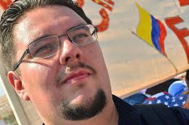 Eddie Carmona's Instagram, Twitter & Facebook