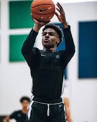 1 189 Likes 6 Comments Bronny James Bronnyjamez On Instagram Pure Form Lebron James Jr Basketball Game Outfit Lebron James Family