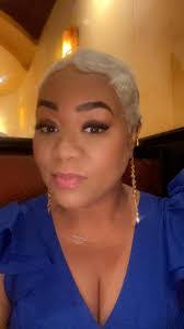 Dora Bracey's Instagram, Twitter & Facebook