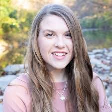 Hallie Hensley's Instagram, Twitter & Facebook