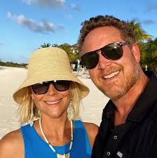 Nice picture of you and your wife.