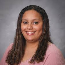 Kim Browning's Instagram, Twitter & Facebook