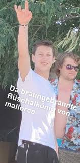 See more of tobiashirsch_postales on facebook. Tobias Hirsch Tobi Hirsch 436 Answers 1655 Likes Askfm