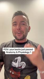 Nikki Meade's Instagram, Twitter & Facebook