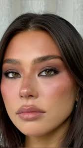 Violet Sanchez (ohmyviolet)