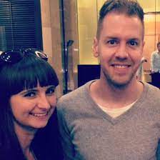 Formel 1 sebastian vettels frisuren vom pilzkopf zum navy seal. Vettel Hat Eine Neue Frisur Bravo