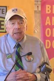 Heart recipient, donor father encourage others to become donors amid Organ  Donation Month