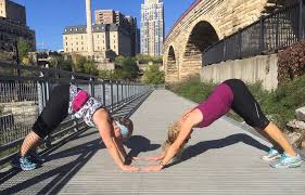 Running Yoga And Mimosas Combine In Blissful Minneapolis Fun Run Star Tribune