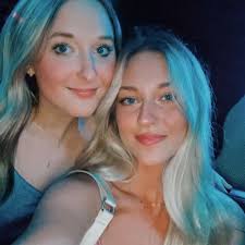 Bibi Romero (@latinakarina96)